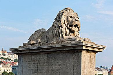 虚幻5恐怖游戏《无家可归》公布 探索惊悚地铁站